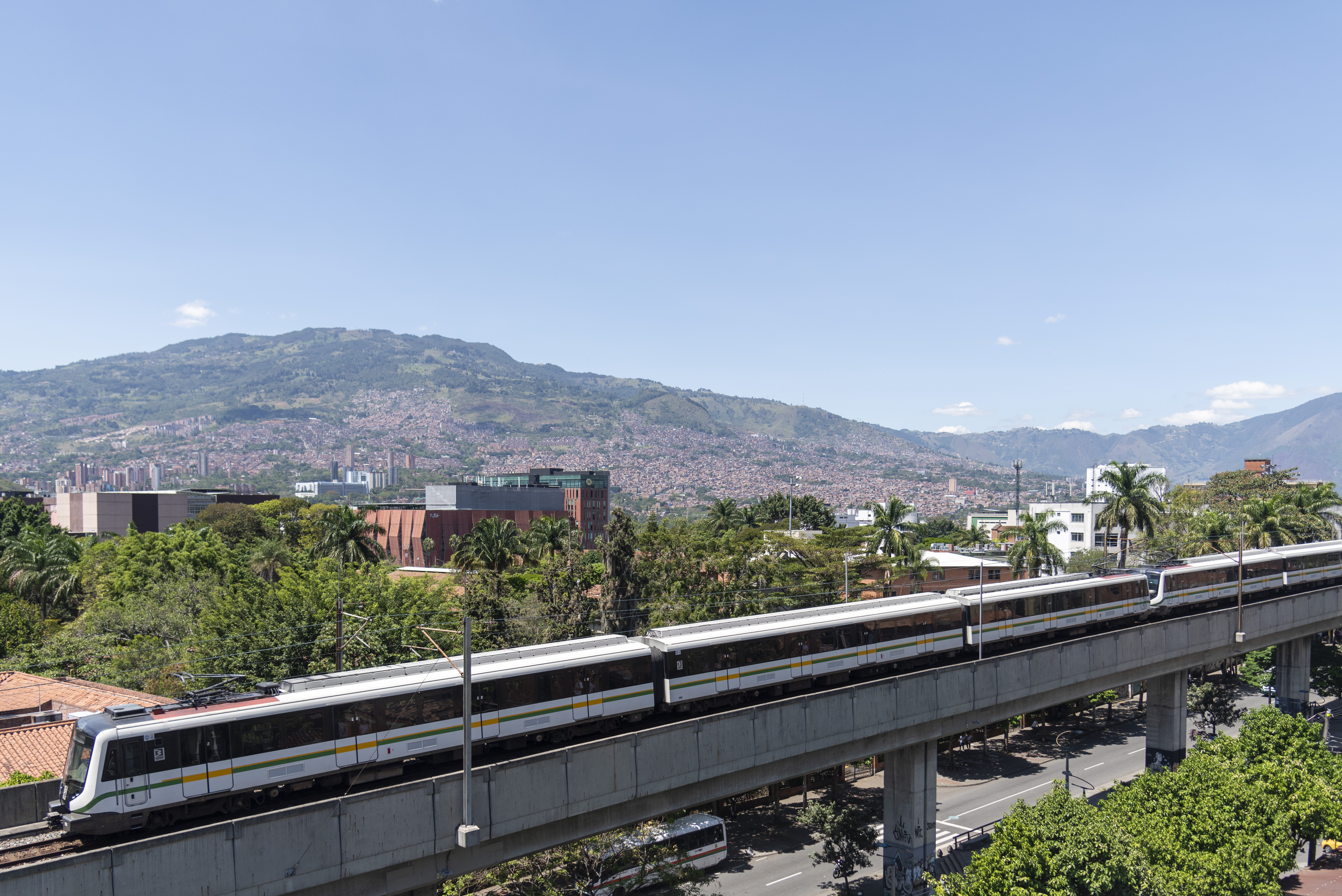Rooftop con vista panorámica a Medellín - Nook Cool Living Prado Centro