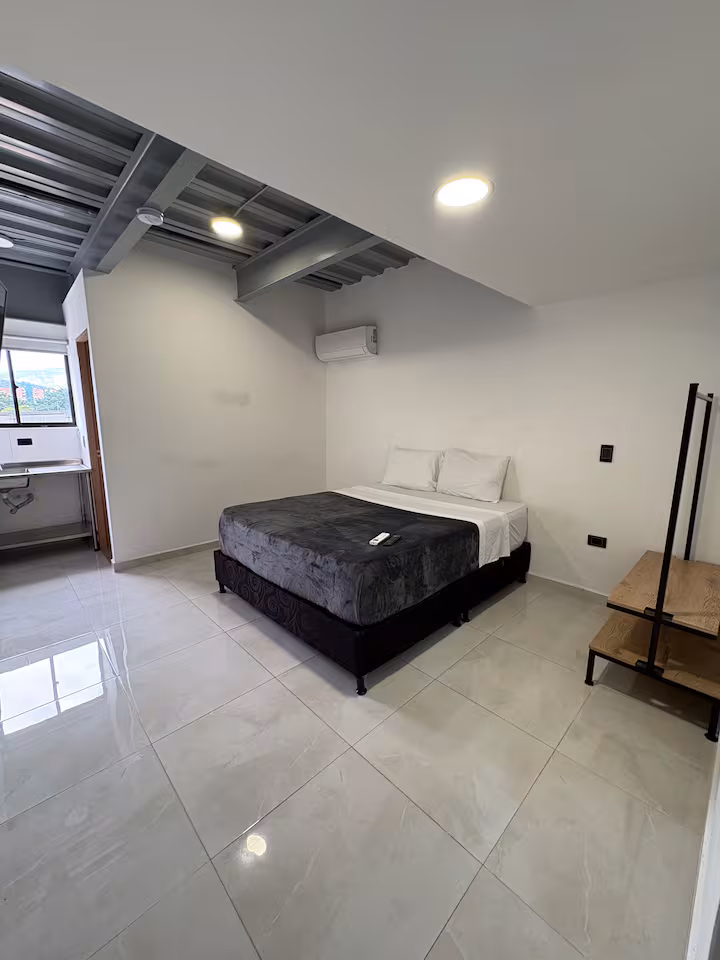 Estudio 17 - apartamento amoblado en Prado Centro Medellín 1