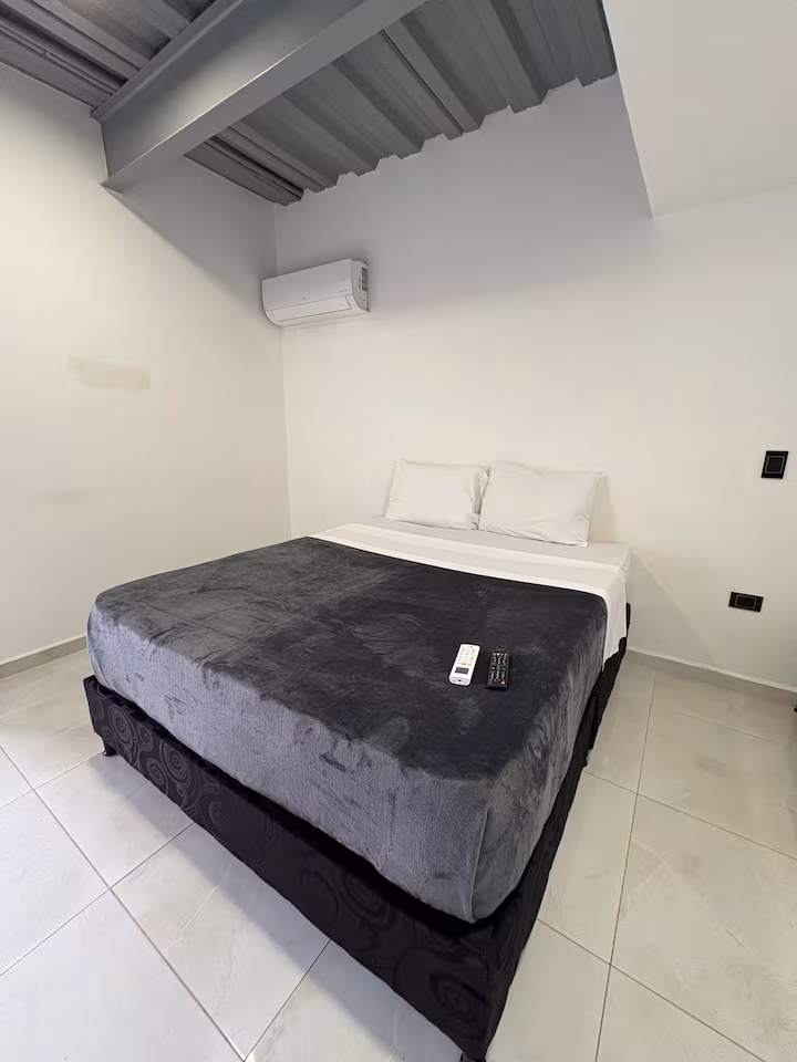 Estudio 17 - apartamento amoblado en Prado Centro Medellín 4